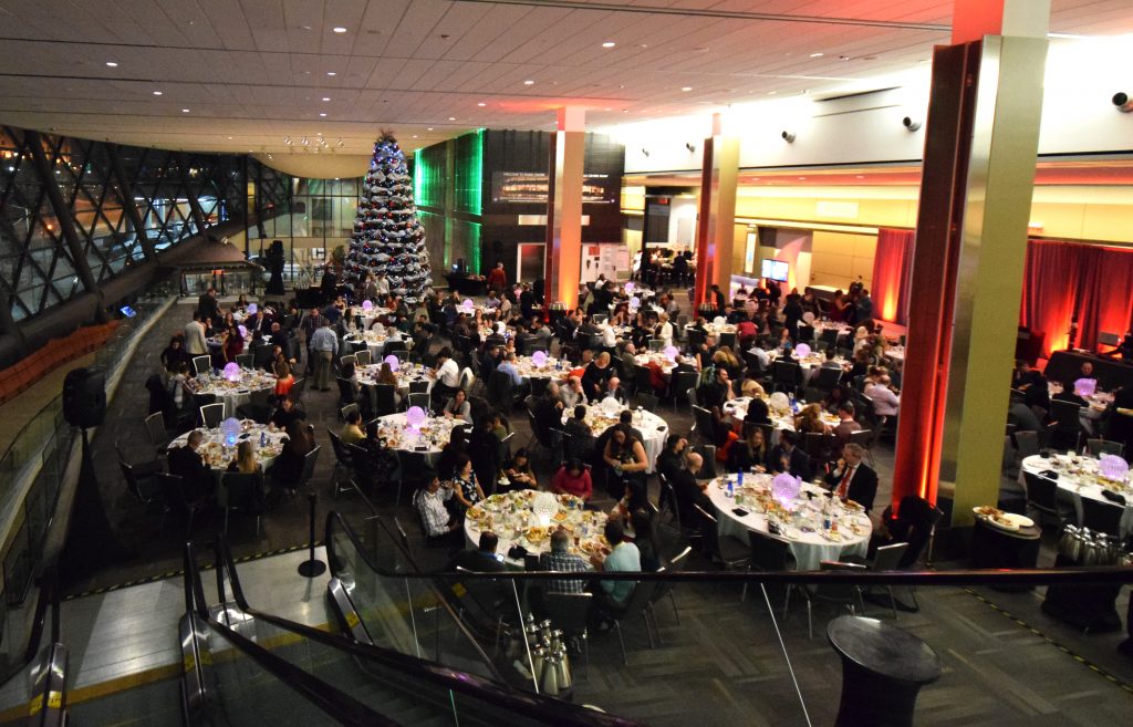 Christmas dining Setup