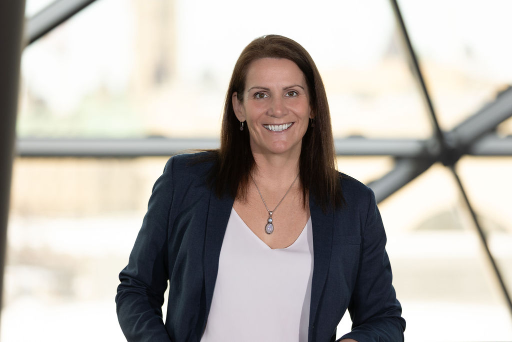 Headshot of Heather Lyall.