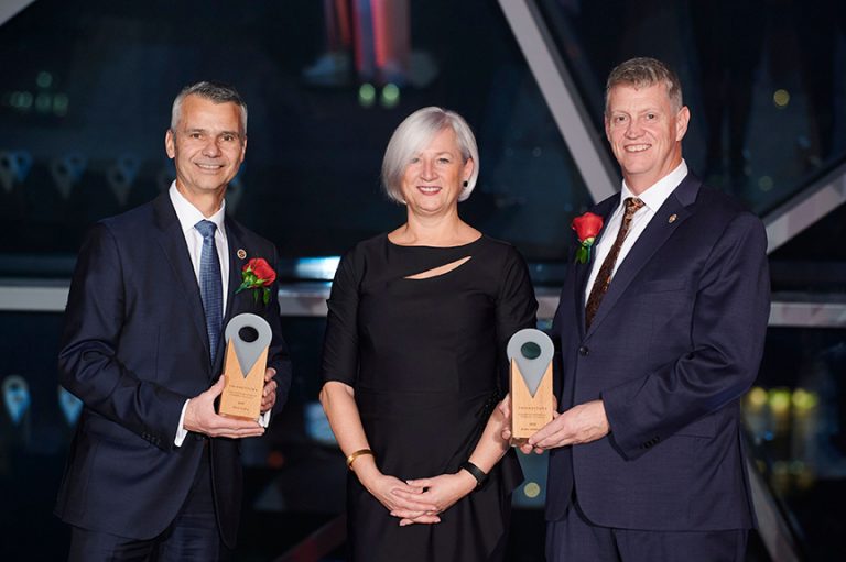 gala award group photo